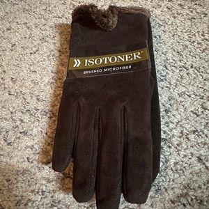 Women Isotoner gloves new with tags size large. non smoking home